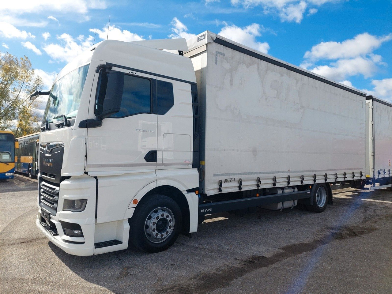 MAN TGX 18.470 LL + Gniotpol G-4080 120 m3 Durchbar - Camion cu prelată: Foto 5 MAN TGX 18.470 LL + Gniotpol G-4080 120 m3 Durchbar - Camion cu prelată: Foto 5