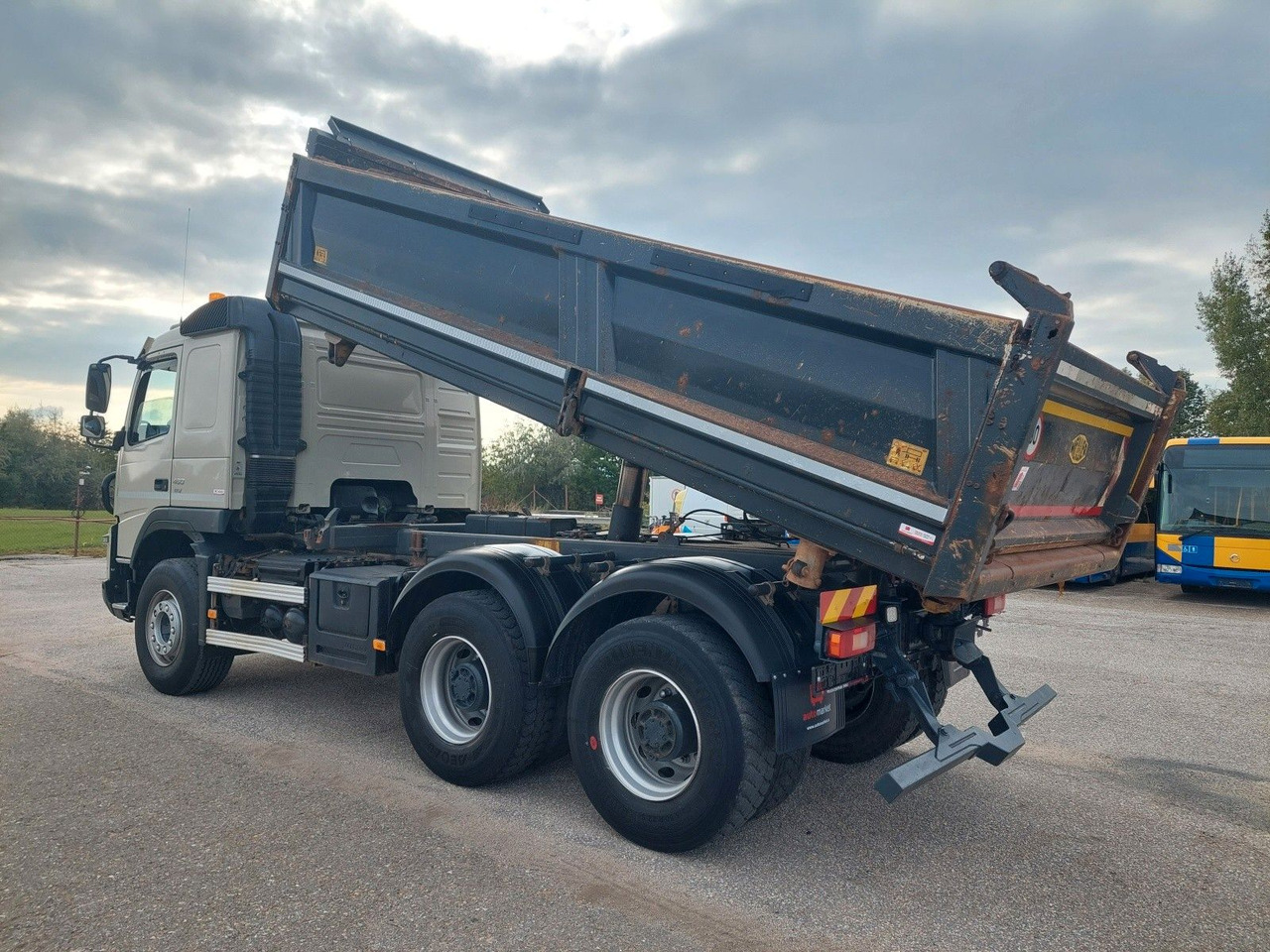 Volvo FMX 460 Meiller Bordmatik 6x4 - Camion basculantă: Foto 3 Volvo FMX 460 Meiller Bordmatik 6x4 - Camion basculantă: Foto 3