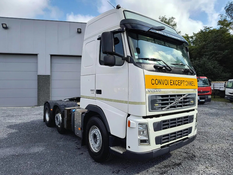 Volvo FH 13.520 6X2 - 90 TON - VOITH RETARDER - BIG AXLES - LIFTING AXLE - Cap tractor: Foto 3 Volvo FH 13.520 6X2 - 90 TON - VOITH RETARDER - BIG AXLES - LIFTING AXLE - Cap tractor: Foto 3