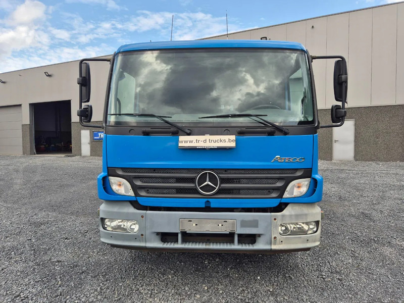 Mercedes-Benz Atego 1218 HOOK SYSTEM + CONTAINER INCLUDED (!) - Camion cu cârlig: Foto 2 Mercedes-Benz Atego 1218 HOOK SYSTEM + CONTAINER INCLUDED (!) - Camion cu cârlig: Foto 2