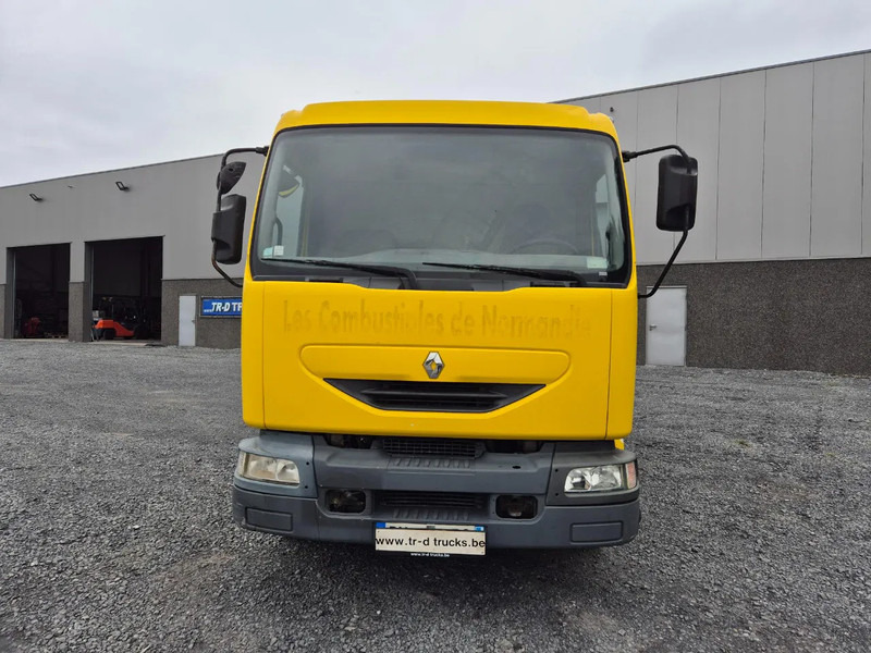 Renault Midlum 220 10500L FUEL / CARBURANT - 4 COMP/A LAMES - Camion cisternă: Foto 2 Renault Midlum 220 10500L FUEL / CARBURANT - 4 COMP/A LAMES - Camion cisternă: Foto 2