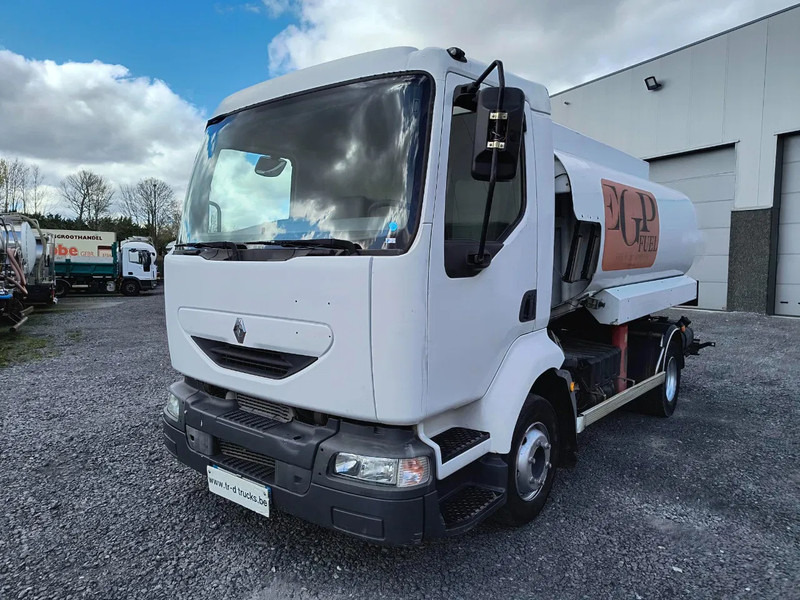 Renault Midlum 220 8000L FUEL / CARBURANT TANK - 3 COMP/ A LAMES - Camion cisternă: Foto 1 Renault Midlum 220 8000L FUEL / CARBURANT TANK - 3 COMP/ A LAMES - Camion cisternă: Foto 1