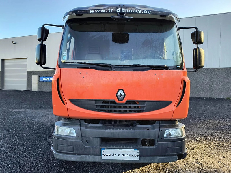 Renault Midlum 300 DXI 13500L CARBURANT / FUEL - 4 COMP - Camion cisternă: Foto 2 Renault Midlum 300 DXI 13500L CARBURANT / FUEL - 4 COMP - Camion cisternă: Foto 2