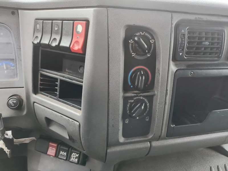 Leasing de Renault Premium 320 13000L FUEL / CARBURANT - 4 COMPARTMENTS Renault Premium 320 13000L FUEL / CARBURANT - 4 COMPARTMENTS: Foto 10