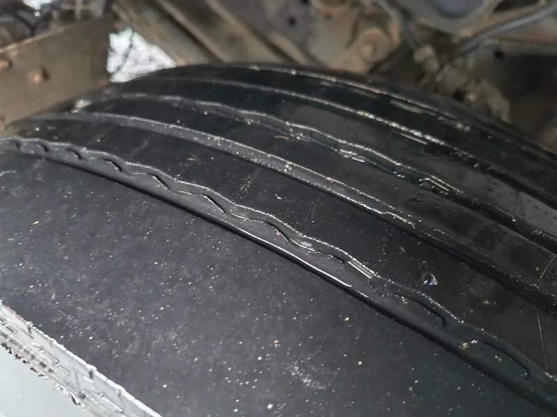 Leasing de Renault Premium 320 13000L FUEL / CARBURANT - 4 COMPARTMENTS Renault Premium 320 13000L FUEL / CARBURANT - 4 COMPARTMENTS: Foto 14