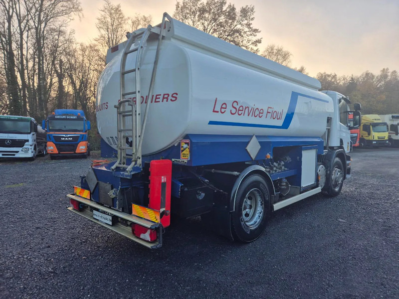 Scania P310 13500L CARBURANT / FUEL - 4 COMP - Camion cisternă: Foto 5 Scania P310 13500L CARBURANT / FUEL - 4 COMP - Camion cisternă: Foto 5