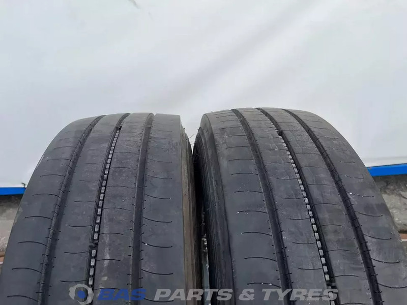 Bridgestone Bridgestone 205/75R17.5 Duravis R-Steer002 124/122 M M+S 3PMSF gebruikte set - Anvelopă pentru Camion: Foto 2 Bridgestone Bridgestone 205/75R17.5 Duravis R-Steer002 124/122 M M+S 3PMSF gebruikte set - Anvelopă pentru Camion: Foto 2