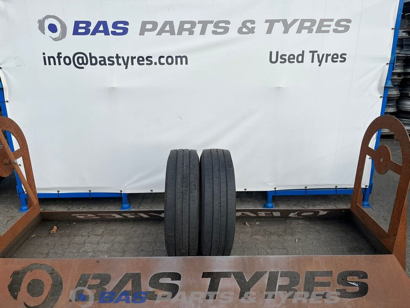 Bridgestone Bridgestone 205/75R17.5 Duravis R-Steer002 124/122 M M+S 3PMSF gebruikte set - Anvelopă pentru Camion: Foto 1 Bridgestone Bridgestone 205/75R17.5 Duravis R-Steer002 124/122 M M+S 3PMSF gebruikte set - Anvelopă pentru Camion: Foto 1