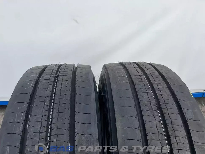 Bridgestone - Anvelopă pentru Camion: Foto 2 Bridgestone - Anvelopă pentru Camion: Foto 2