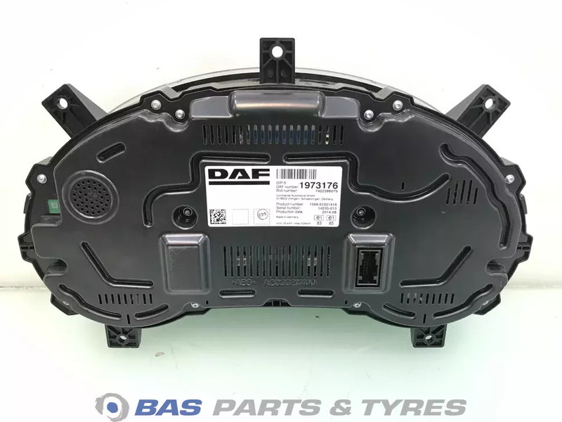 DAF LF Euro 6 Instrumentenpaneel DAF 1952906 - Tablou de bord pentru Camion: Foto 2 DAF LF Euro 6 Instrumentenpaneel DAF 1952906 - Tablou de bord pentru Camion: Foto 2