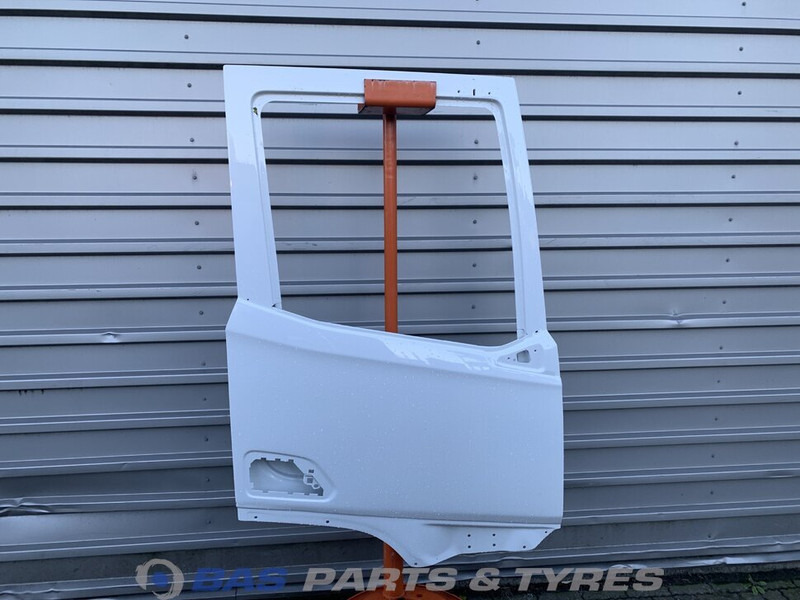 DAF XF G2 - Uşă și piese pentru Camion: Foto 1 DAF XF G2 - Uşă și piese pentru Camion: Foto 1