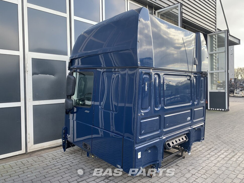 DAF XF106 DAF Super Space Cab L2H3 1925529 - Cabină și interior pentru Camion: Foto 3 DAF XF106 DAF Super Space Cab L2H3 1925529 - Cabină și interior pentru Camion: Foto 3