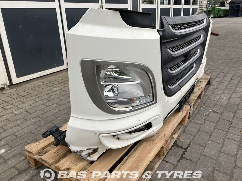 DAF XF106 - Bară de protecție pentru Camion: Foto 3 DAF XF106 - Bară de protecție pentru Camion: Foto 3