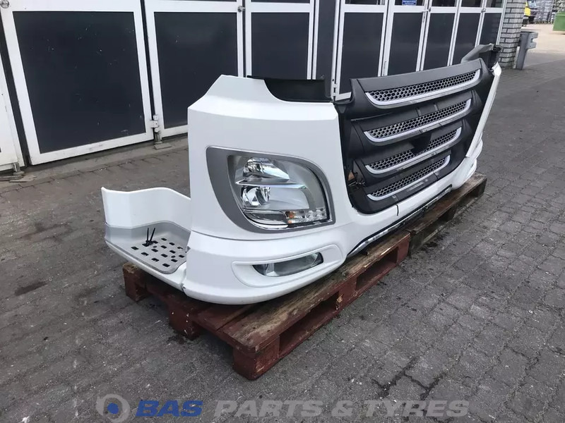 DAF XF106 - Bară de protecție pentru Camion: Foto 3 DAF XF106 - Bară de protecție pentru Camion: Foto 3