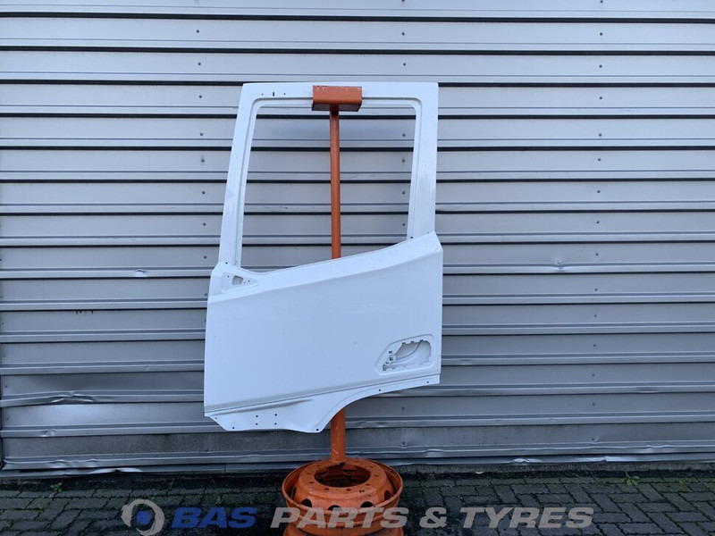 DAF XG - Uşă și piese pentru Camion: Foto 1 DAF XG - Uşă și piese pentru Camion: Foto 1