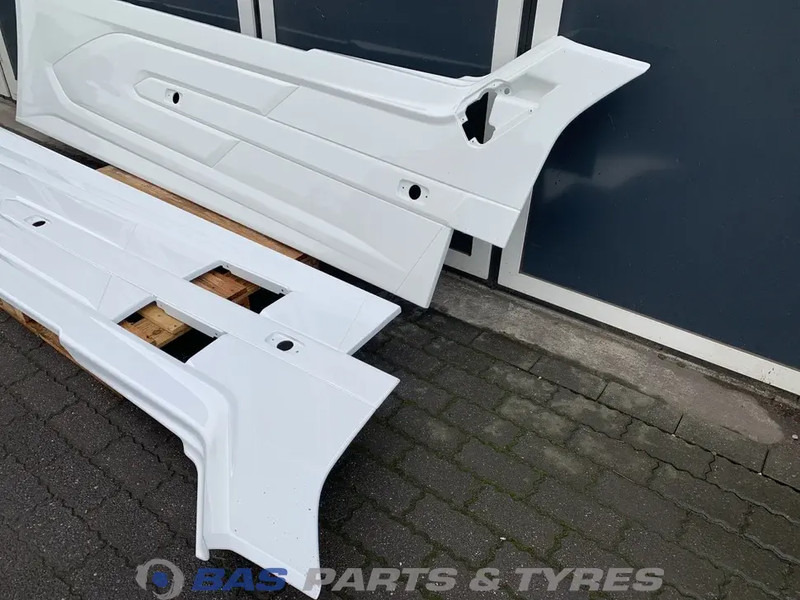 DAF XG - Caroserie și exterior pentru Camion: Foto 2 DAF XG - Caroserie și exterior pentru Camion: Foto 2