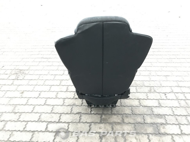 Mercedes-Benz Actros MP4 Bijrijdersstoel Mercedes A 960 910 38 03 - Scaun pentru Camion: Foto 3 Mercedes-Benz Actros MP4 Bijrijdersstoel Mercedes A 960 910 38 03 - Scaun pentru Camion: Foto 3