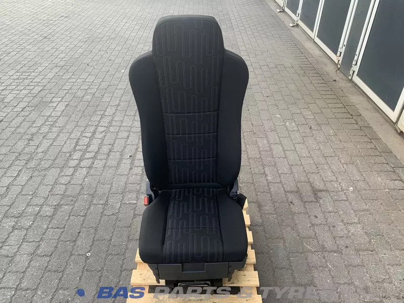 Mercedes-Benz Atego MP4 Bestuurdersstoel Mercedes A 967 910 13 01 - Scaun pentru Camion: Foto 1 Mercedes-Benz Atego MP4 Bestuurdersstoel Mercedes A 967 910 13 01 - Scaun pentru Camion: Foto 1