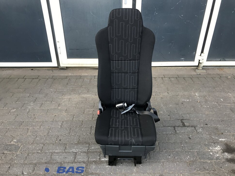 Mercedes-Benz Atego MP4 Bestuurdersstoel Mercedes A 967 910 13 01 - Scaun pentru Camion: Foto 1 Mercedes-Benz Atego MP4 Bestuurdersstoel Mercedes A 967 910 13 01 - Scaun pentru Camion: Foto 1