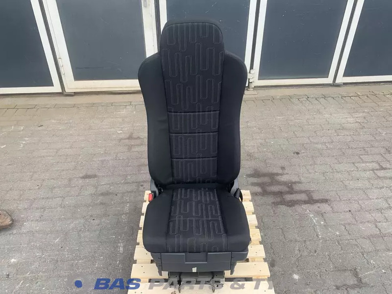 Mercedes-Benz Atego MP4 Bestuurdersstoel Mercedes A 967 910 13 01 - Scaun pentru Camion: Foto 1 Mercedes-Benz Atego MP4 Bestuurdersstoel Mercedes A 967 910 13 01 - Scaun pentru Camion: Foto 1