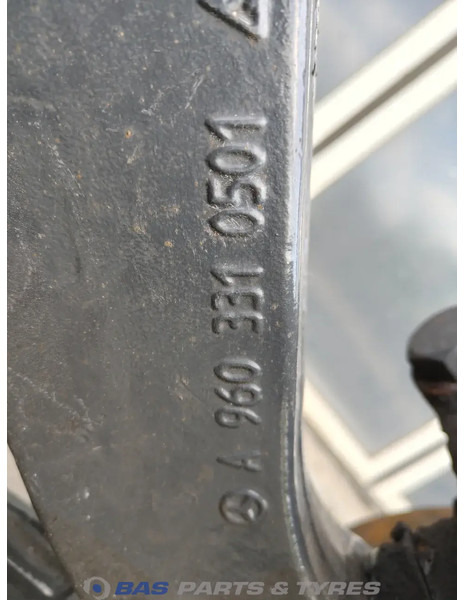 Mercedes-Benz Mercedes F-8A/C22.5 Vooras A 960 331 27 01 - Axă față pentru Camion: Foto 5 Mercedes-Benz Mercedes F-8A/C22.5 Vooras A 960 331 27 01 - Axă față pentru Camion: Foto 5