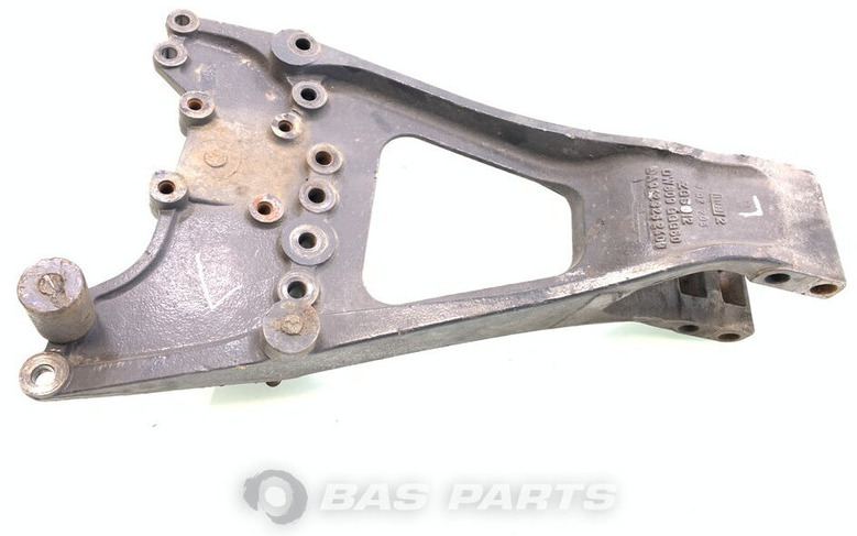 Mercedes-Benz Veerblad Mercedes A 942 325 24 09 - Piesă de schimb pentru Camion: Foto 1 Mercedes-Benz Veerblad Mercedes A 942 325 24 09 - Piesă de schimb pentru Camion: Foto 1