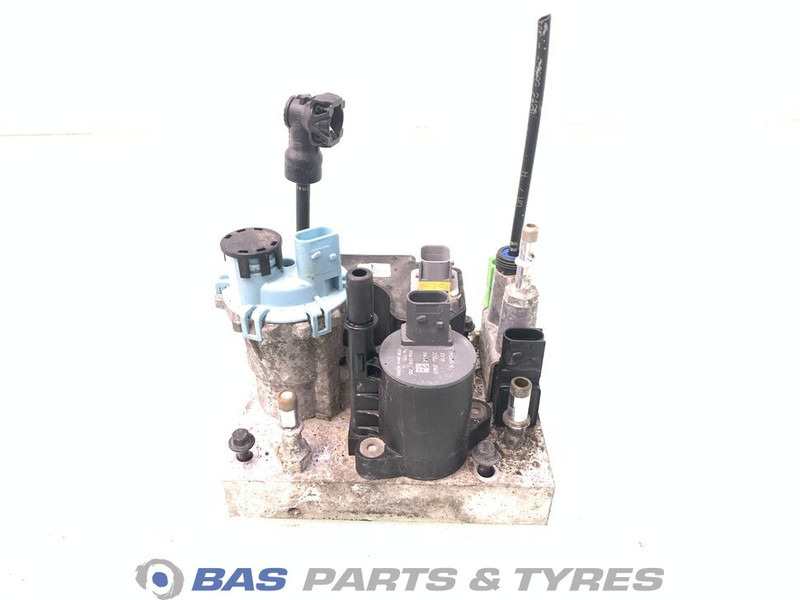 Renault AdBlue pomp Renault 7421679299 - Piesă de schimb pentru Camion: Foto 1 Renault AdBlue pomp Renault 7421679299 - Piesă de schimb pentru Camion: Foto 1