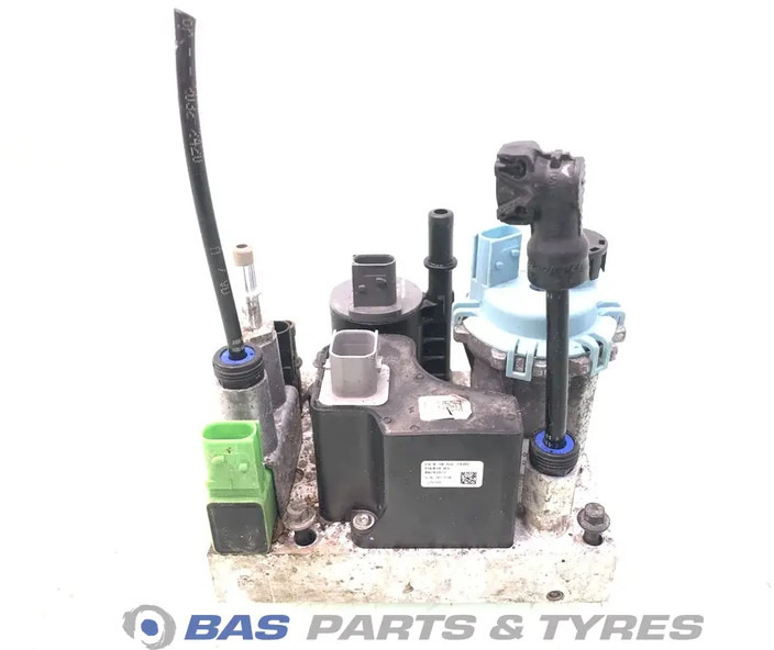 Renault AdBlue pomp Renault 7421679299 - Piesă de schimb pentru Camion: Foto 3 Renault AdBlue pomp Renault 7421679299 - Piesă de schimb pentru Camion: Foto 3