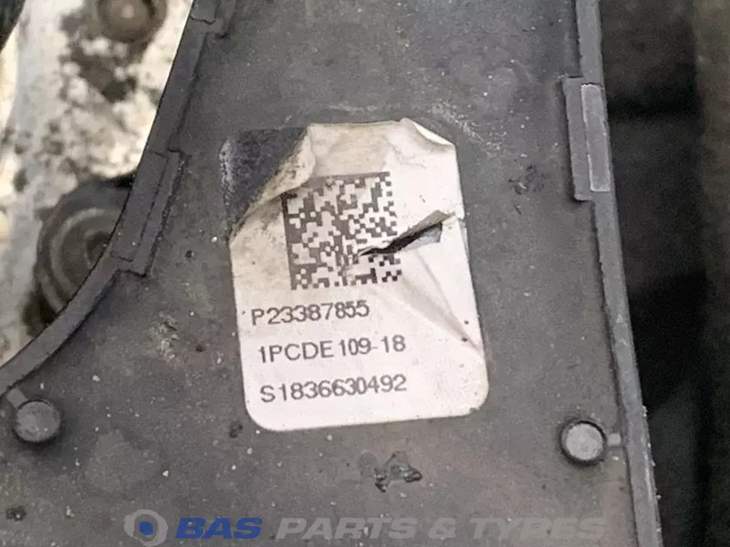 Renault AdBlue pomp Renault 7421679299 - Piesă de schimb pentru Camion: Foto 5 Renault AdBlue pomp Renault 7421679299 - Piesă de schimb pentru Camion: Foto 5