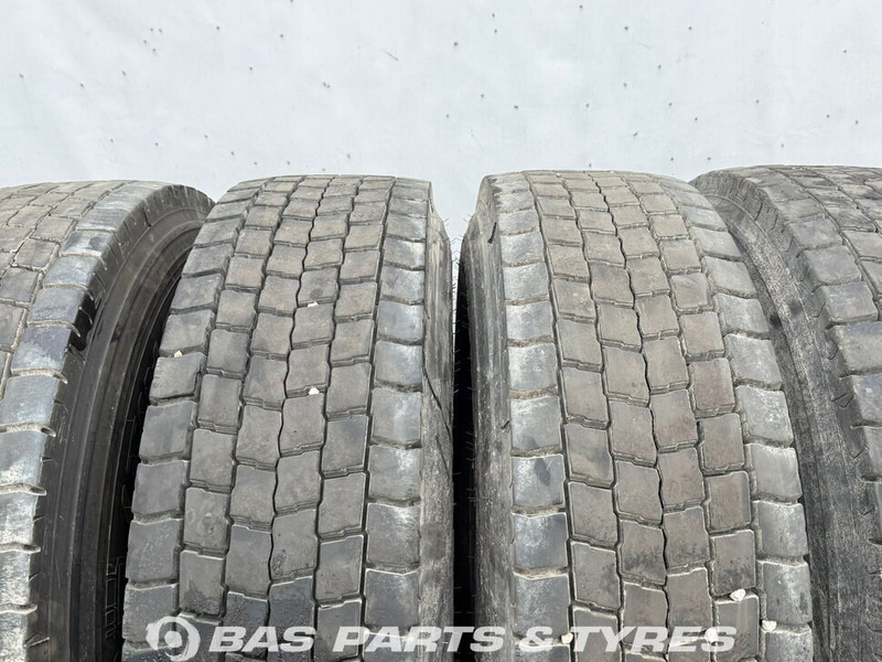 Pirelli - Anvelopă pentru Camion: Foto 2 Pirelli - Anvelopă pentru Camion: Foto 2