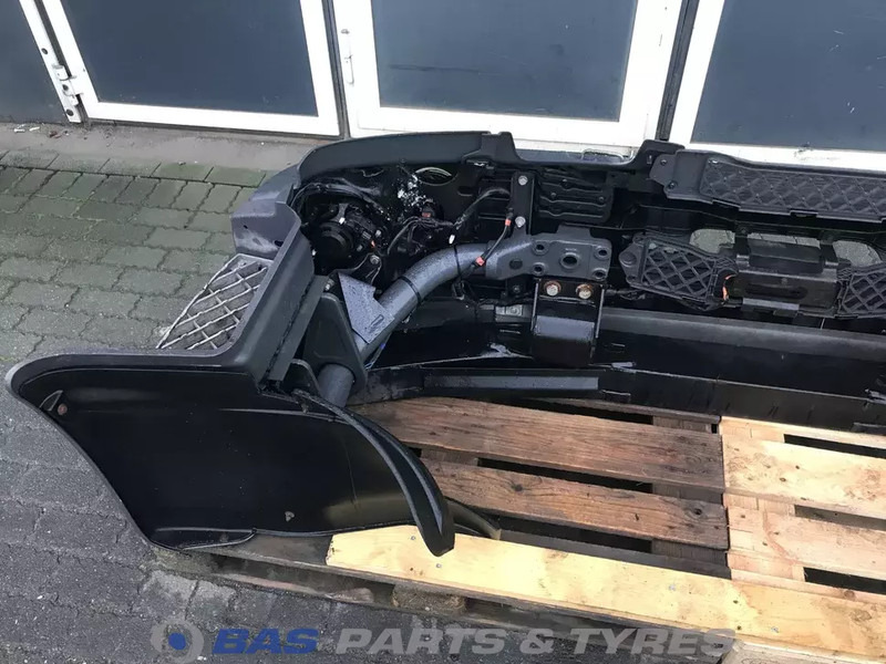 Renault D-Serie - Bară de protecție pentru Camion: Foto 4 Renault D-Serie - Bară de protecție pentru Camion: Foto 4