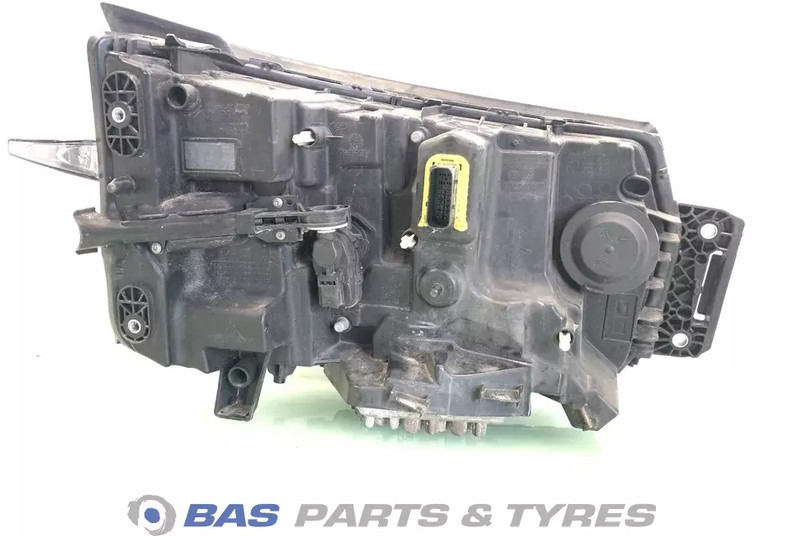 Renault T-Serie Evolution - Far pentru Camion: Foto 2 Renault T-Serie Evolution - Far pentru Camion: Foto 2