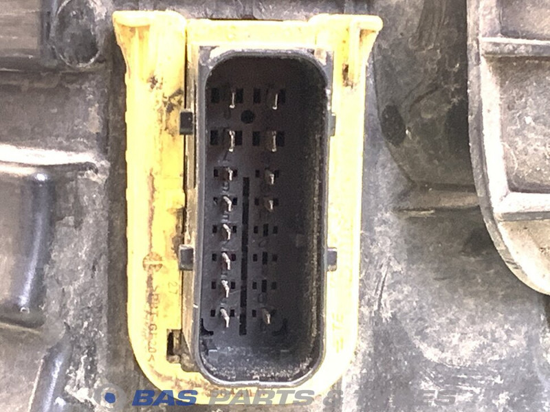 Volvo FH16 (FH5) Koplamp Rechts 22656780 - Far pentru Camion: Foto 3 Volvo FH16 (FH5) Koplamp Rechts 22656780 - Far pentru Camion: Foto 3