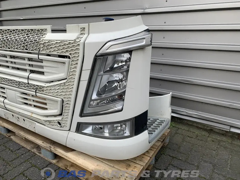 Volvo FH4 - Bară de protecție pentru Camion: Foto 2 Volvo FH4 - Bară de protecție pentru Camion: Foto 2
