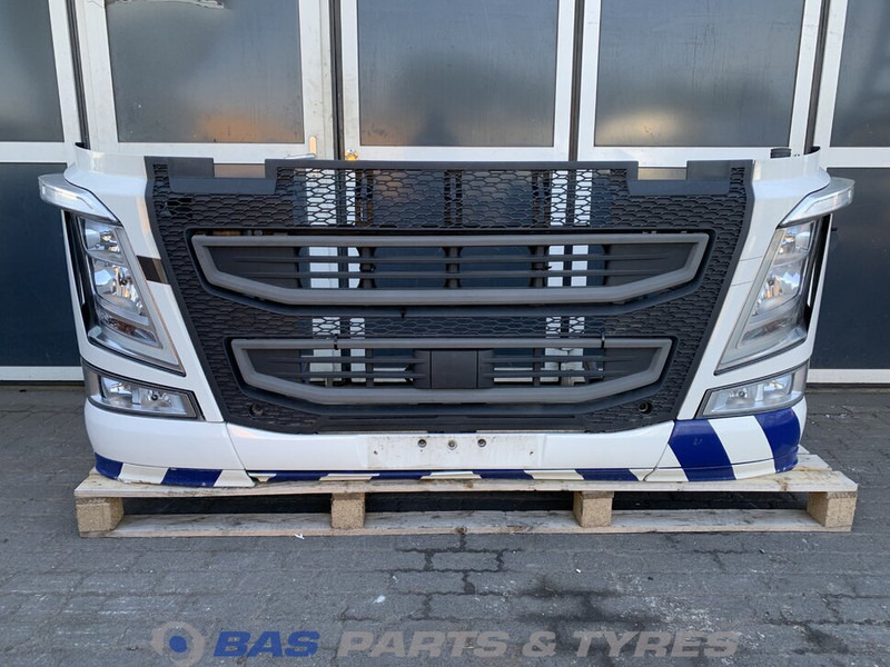 Volvo FH4 - Bară de protecție pentru Camion: Foto 1 Volvo FH4 - Bară de protecție pentru Camion: Foto 1