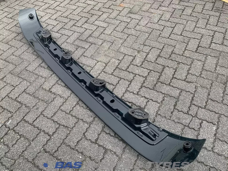 Volvo FH4 Zonneklep Volvo Globetrotter L2H2 82131055 - Parasolar pentru Camion: Foto 3 Volvo FH4 Zonneklep Volvo Globetrotter L2H2 82131055 - Parasolar pentru Camion: Foto 3