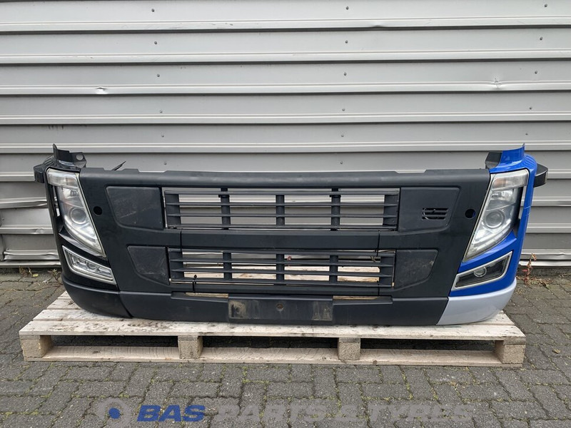 Volvo FM3 Bumper Volvo 3175417 - Bară de protecție pentru Camion: Foto 1 Volvo FM3 Bumper Volvo 3175417 - Bară de protecție pentru Camion: Foto 1