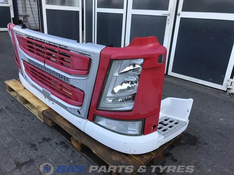Volvo FM4 Bumper Volvo 21221129 - Bară de protecție pentru Camion: Foto 2 Volvo FM4 Bumper Volvo 21221129 - Bară de protecție pentru Camion: Foto 2