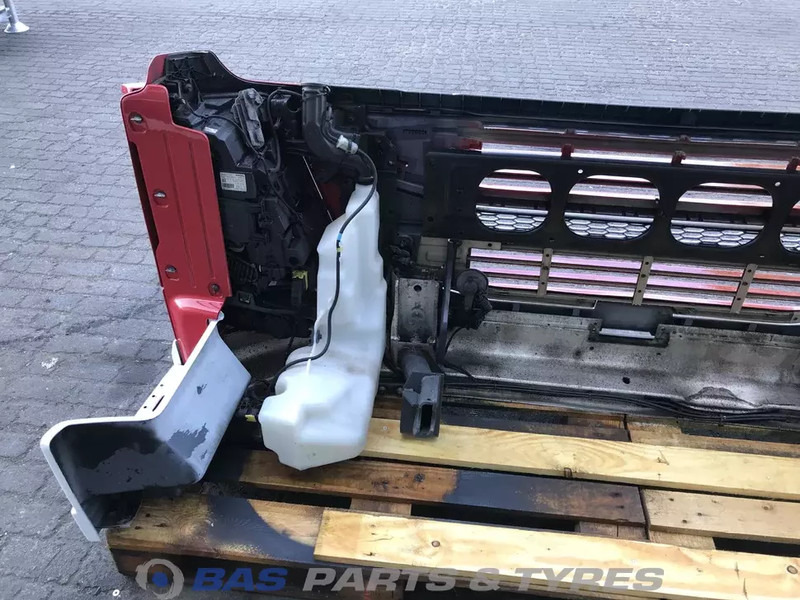 Volvo FM4 Bumper Volvo 21221129 - Bară de protecție pentru Camion: Foto 4 Volvo FM4 Bumper Volvo 21221129 - Bară de protecție pentru Camion: Foto 4