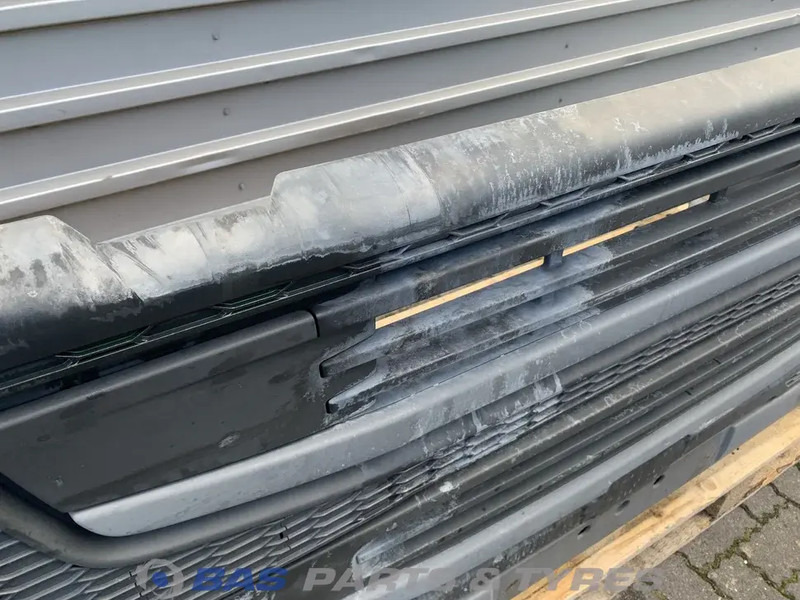 Volvo FM4 Bumper Volvo 78670305 - Bară de protecție pentru Camion: Foto 4 Volvo FM4 Bumper Volvo 78670305 - Bară de protecție pentru Camion: Foto 4
