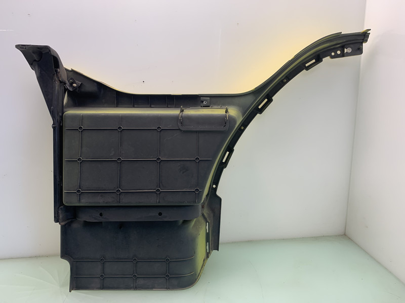 Volvo FM4 Opstap Rechts Volvo 82644147 - Caroserie și exterior pentru Camion: Foto 2 Volvo FM4 Opstap Rechts Volvo 82644147 - Caroserie și exterior pentru Camion: Foto 2