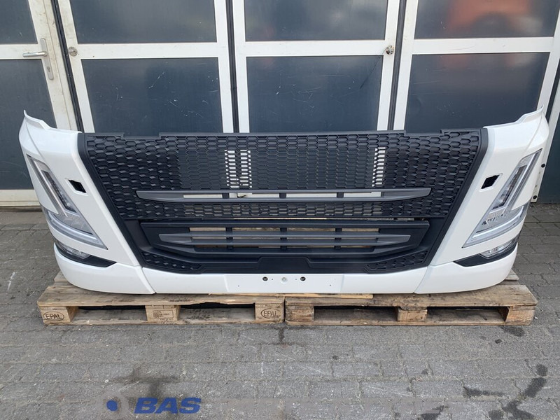 Volvo FM5 Bumper Volvo 82491840 - Bară de protecție pentru Camion: Foto 1 Volvo FM5 Bumper Volvo 82491840 - Bară de protecție pentru Camion: Foto 1