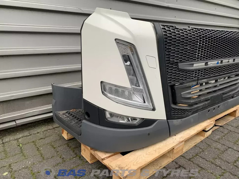 Volvo FM5 - Bară de protecție pentru Camion: Foto 3 Volvo FM5 - Bară de protecție pentru Camion: Foto 3