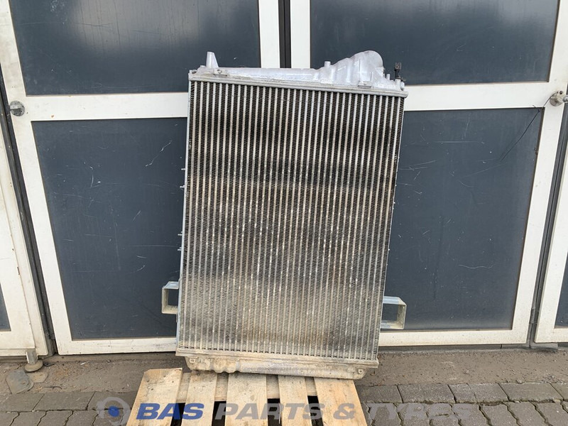 Volvo FMX Euro 6 - Radiator pentru Camion: Foto 1 Volvo FMX Euro 6 - Radiator pentru Camion: Foto 1