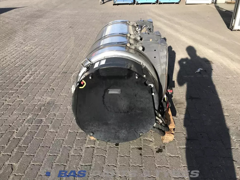 Volvo - Rezervor combustibil pentru Camion: Foto 2 Volvo - Rezervor combustibil pentru Camion: Foto 2