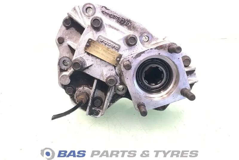 Volvo Volvo PTO 1669401 - Punte şi piese pentru Camion: Foto 2 Volvo Volvo PTO 1669401 - Punte şi piese pentru Camion: Foto 2