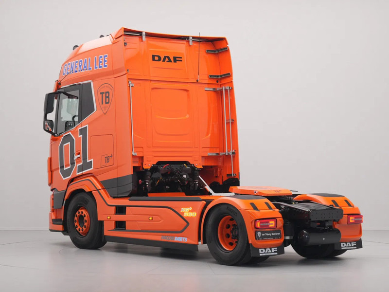 DAF XG+ 530 FT SHOWTRUCK FULL AIR PTO PREP SPEAKERS B3 ALARM ''GENERAL LEE'' - Cap tractor: Foto 4 DAF XG+ 530 FT SHOWTRUCK FULL AIR PTO PREP SPEAKERS B3 ALARM ''GENERAL LEE'' - Cap tractor: Foto 4