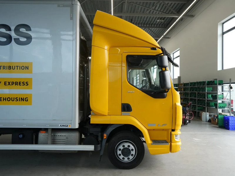 DAF LF 210 FA, 12t, Gesloten Bak, Laadklep 1,5t, Zijdeur, New Apk - Camion furgon: Foto 4 DAF LF 210 FA, 12t, Gesloten Bak, Laadklep 1,5t, Zijdeur, New Apk - Camion furgon: Foto 4
