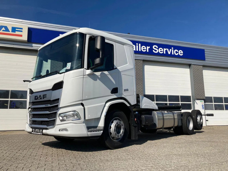 DAF XD 450 FAN CHASSIS SLEEPER CAB PTO STEERING LIFTAXLE 505WB - NEW - Camion şasiu: Foto 5 DAF XD 450 FAN CHASSIS SLEEPER CAB PTO STEERING LIFTAXLE 505WB - NEW - Camion şasiu: Foto 5