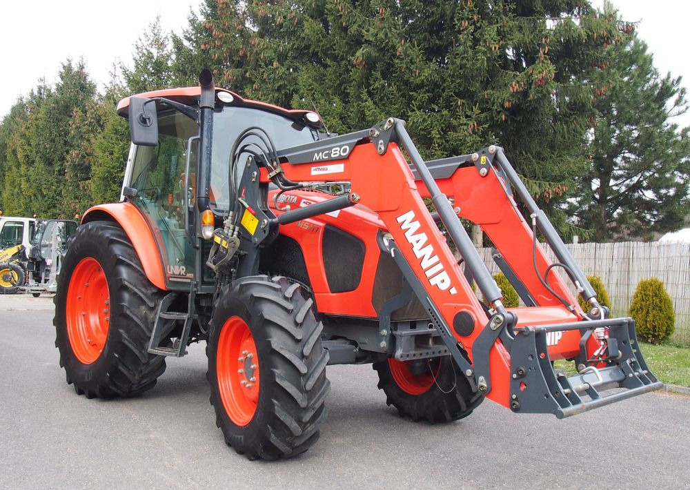Ciągnik Kubota M5111 2019 Ciągnik rolniczy Kubota z ładowaczem czołowym TUR - Tractor agricol: Foto 3 Ciągnik Kubota M5111 2019 Ciągnik rolniczy Kubota z ładowaczem czołowym TUR - Tractor agricol: Foto 3